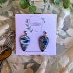 Cargar imagen en el visor de la galería, Blue and Gray Marble Dangles
