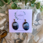 Cargar imagen en el visor de la galería, Blue and Gray Marble Dangles
