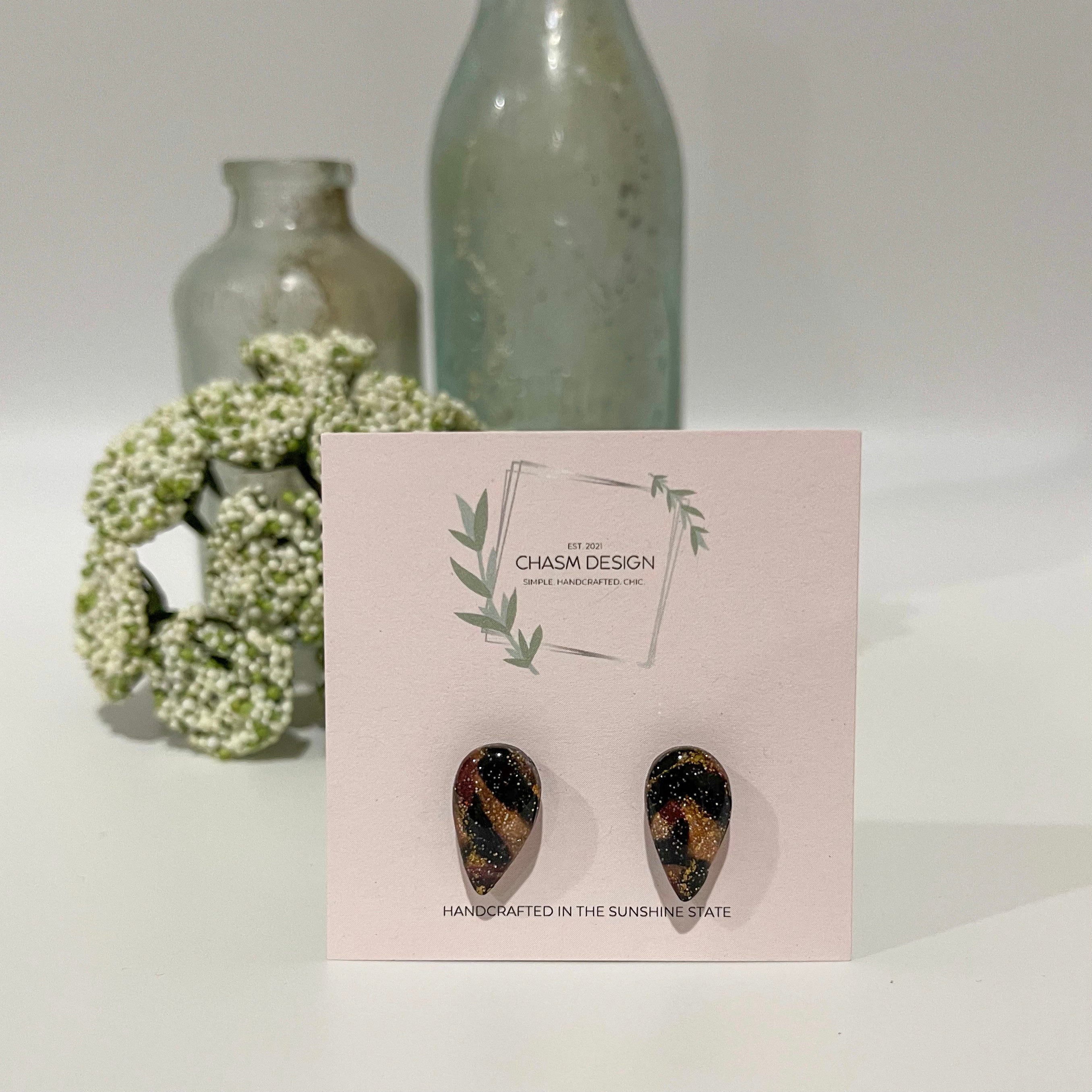 Burgundy and Gold Marble - Mini Inverted Teardrop Studs