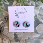 Cargar imagen en el visor de la galería, Mint Green and Fuchsia Marble Studs
